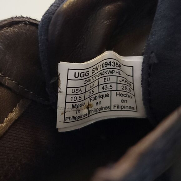 UGG Freamon Waterproof Leather Chukka Boot - Picture 8 of 8